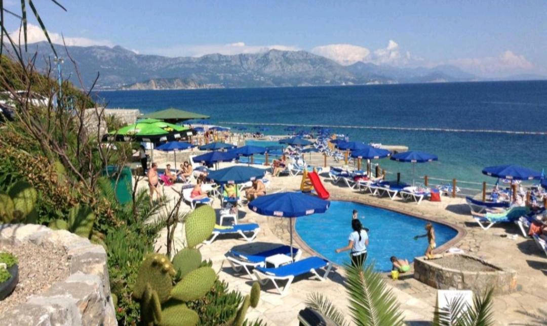 Apartman Kunjic Krimovica Buitenkant foto